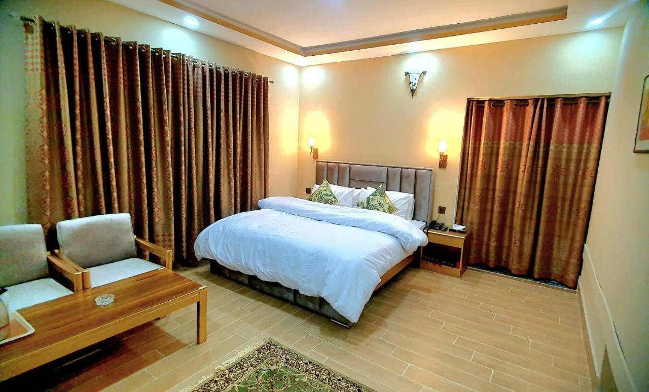 Royal Hotel Naran Kültér fotó
