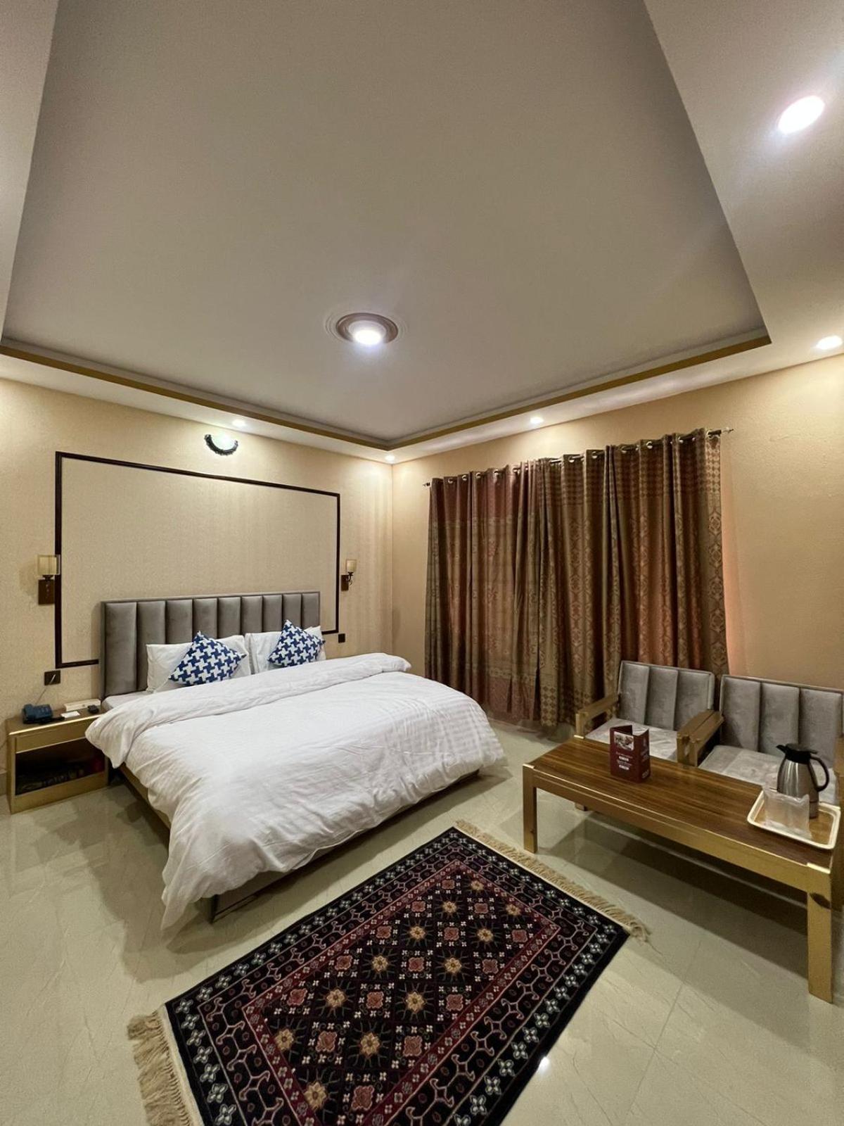 Royal Hotel Naran Kültér fotó